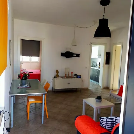 Orange Apartment Oristano Exterior photo